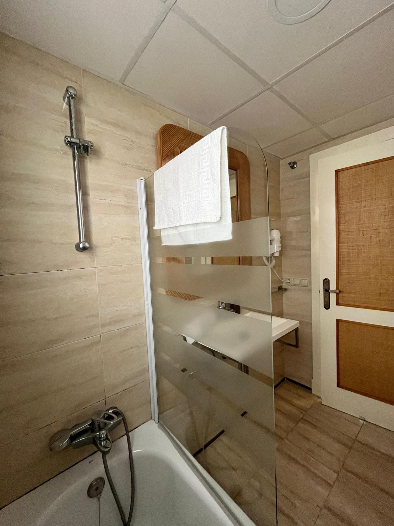 El Torcal Residences With Free Parking Малага Екстериор снимка
